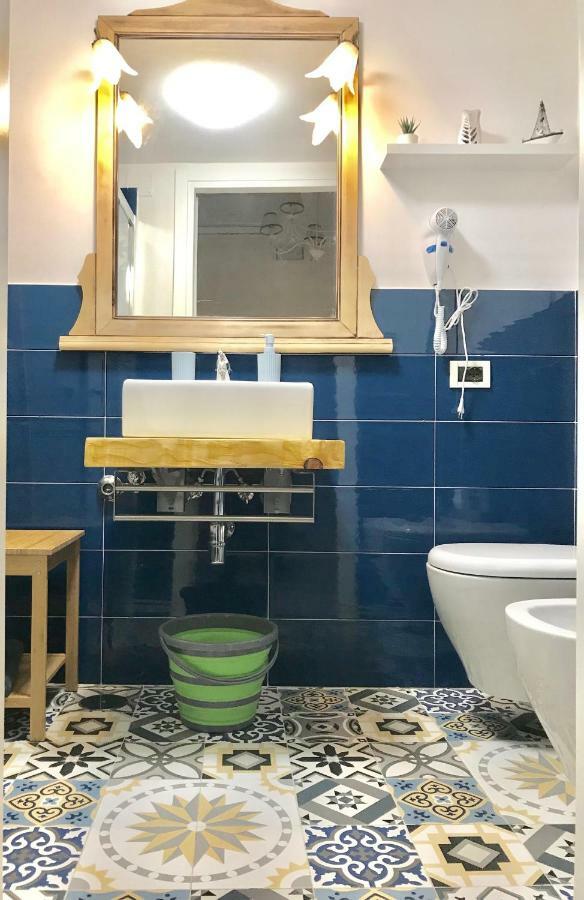 La Casa Di Hoby Daire Napoli Dış mekan fotoğraf