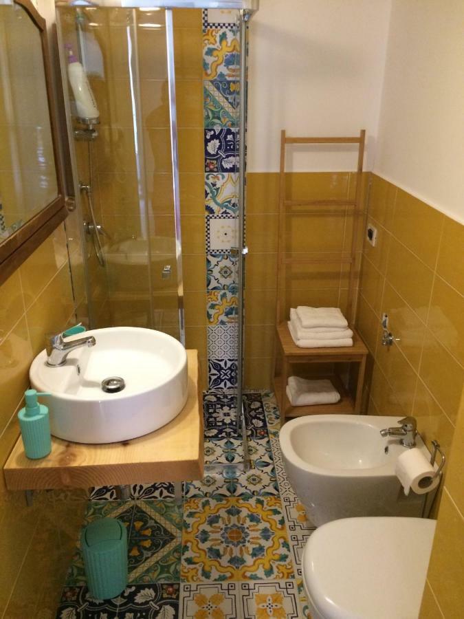 La Casa Di Hoby Daire Napoli Dış mekan fotoğraf